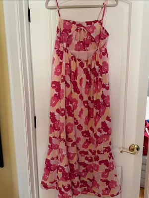 Flowy Floral Maxi Dress in Pink and Cream thumbnail 3