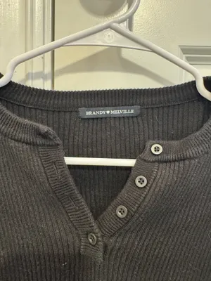 Brandy Melville Button-Up Cropped sweater thumbnail 2