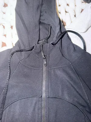 Lululemon Define Hooded Jacket Black thumbnail 4
