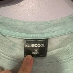 32 Degrees‎ Cool teal soft sweatshirt thumbnail 2