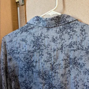 Ladies Levi's Blue Floral Shirt Medium thumbnail 5