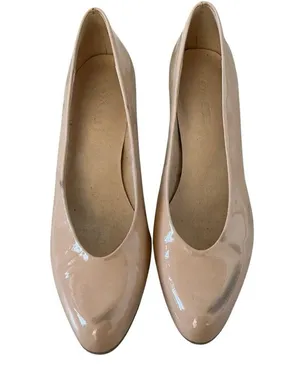 Coach women’s patent leather low heel pumps size 8.5 corporate court shoes thumbnail 2