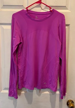 GapFit Womens Long Sleeve Athletic Top Purple Thumbholes Size L Athletic Running thumbnail 1