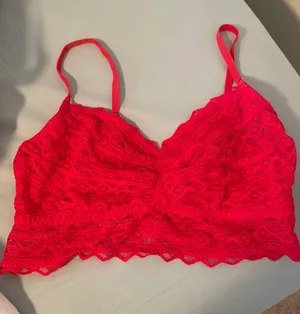 PINK Victoria’s Secret Bralette thumbnail 1