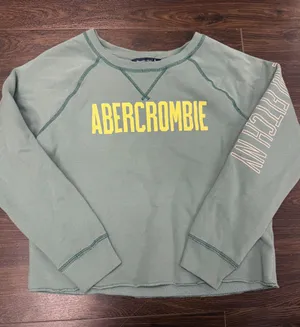 Abercrombie &‎ Fitch Vintage-Style Sage Green Crewneck Sweatshirt - Size M thumbnail 1