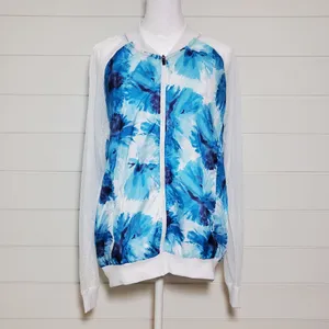 Fabletics Sporty‎ Windbreaker Jacket, Blue and White Size L thumbnail 2