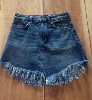 We The Free Free People Denim Mini Skirt 26 Blue Fringed Hem High Rise Boho‎ thumbnail 1
