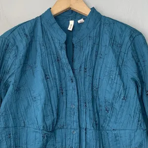 St. John's Bay Teal Eyelet Blouse Size Large Crinkle Empire Waist Embroidered Top Cottage Y2K thumbnail 3