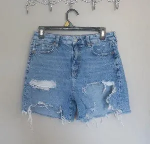 American Eagle Outfitters baggy mom short shorts ripped in light wash blue size 4. thumbnail 1