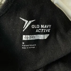 Old Navy ribbed black workout exercise tank top womens size m thumbnail 4