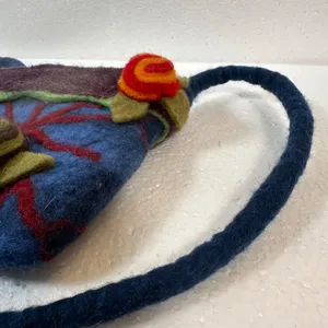 Handmade Wool Coin Purse Handbag Made in Nepal Small Zip Top Blue Purple Flower thumbnail 4