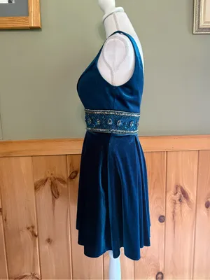 Lucci Lu V-Neck Teal Velvet Mini Dress with Beaded Waist size 4 NWT* thumbnail 4