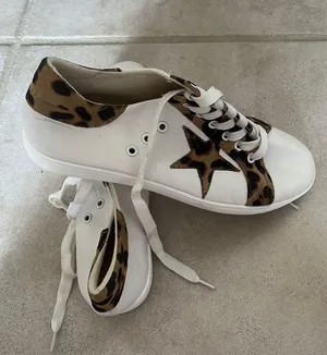 Leopard Star Sneakers thumbnail 1