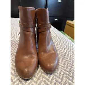 Frye & Co Italia Brown Ankle Boots Womens Size 9M Side Zip Block Heel Booties thumbnail 9