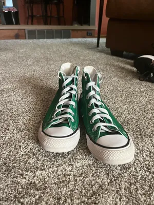 Converse Green thumbnail 2