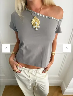 Scandivv Gray Top thumbnail 1