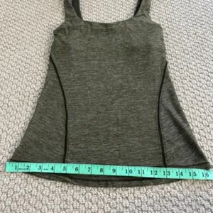Lululemon Athletica Womens Tank Bulit In Bra Size 4 Like New Heather Green thumbnail 5