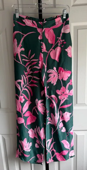 Anthropologie Breezy Tropical Floral Wide Leg Satin Pant Women's Size: 0 thumbnail 3