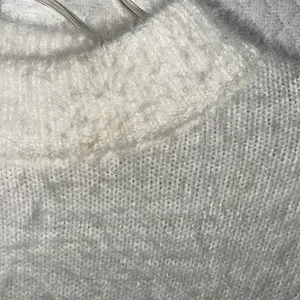 Gianni Bini fuzzy crop sweater ❤️‍🔥 thumbnail 7