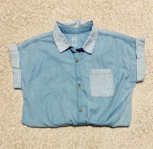 Denim Button Down w/ Tie Front. Youth XL/Women PXS thumbnail 3