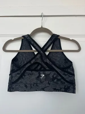 Gymshark Camo Sports Bra thumbnail 2