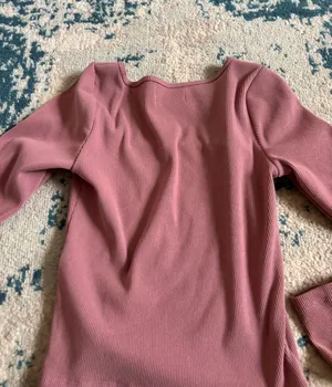 Hollister Long Sleeve thumbnail 2