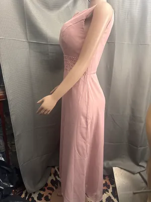 New size 10 beautiful fanzy dress has pearls on neckline thumbnail 3