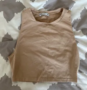 Zara Beige Sleeveless Crop Top thumbnail 1