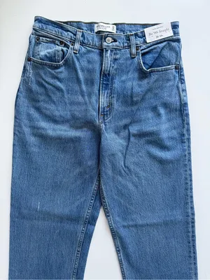 NWT Abercrombie & Fitch The 90’s Straight Ultra High Rise Jeans Size 30/10 thumbnail 3