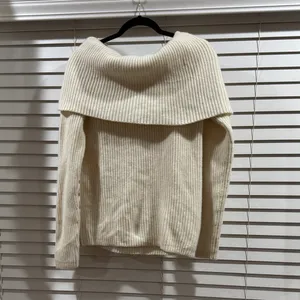 Polo by Ralph Lauren Off-Shoulder Ribbed Sweater in Cream thumbnail 4