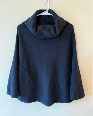 Gap Poncho Sweater Womens M/L Navy Blue Knit Lambswool Cowl Neck Winter Pockets thumbnail 1