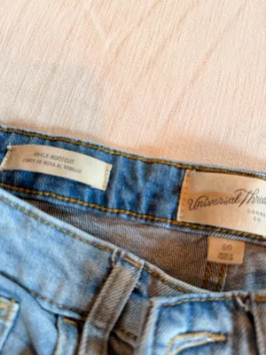 Universal Threads ankle boot cut thumbnail 2
