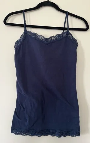 Aeropostale Navy Lace Trim Cami Tank Top Womens Medium Layering Basic 2000s thumbnail 1