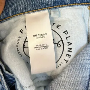 FAVORITE DAUGHTER The Tommy Mid Rise Boyfriend Jeans in Wash Margate US 29 thumbnail 10