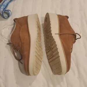 UGG JOHANNA SPILL SEAM OXFORDS platform Oxford shoes in chestnut suede thumbnail 5