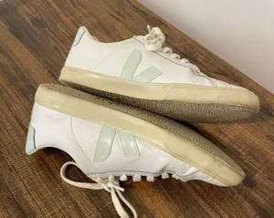Veja White and Mint Green Sneakers size 7 thumbnail 2