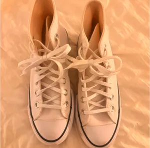 White Platform Converse High-Top thumbnail 4