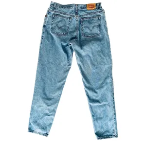 Levi's 550 Classic Relaxed Tapered Jeans Size 14L Casual Comfort Everyday thumbnail 2