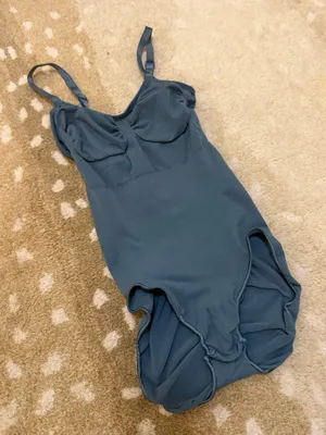 SKIMS Seamless Sculpt Brief Bodysuit Built-In Cup Shapewear Blue S/M thumbnail 5