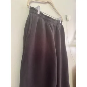 Edikted Bonney Bow Wide Leg Gray Sweatpants Women’s Size Medium thumbnail 5