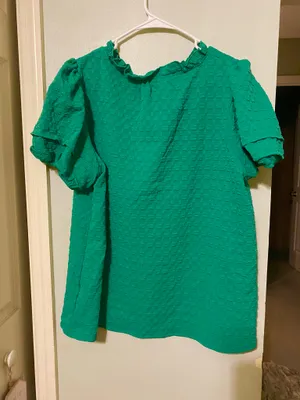 Kelly Green blouse Size L thumbnail 4