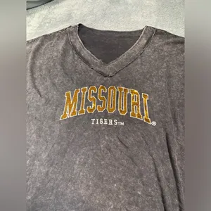 GAMEDAY couture mizzou tee shirt large NWT thumbnail 2