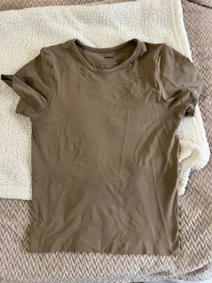 SKIMS Soft smoothing T-Shirt thumbnail 1