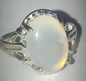 Elegant Silver Tone Boho Ring with Opalescent Stone thumbnail 3