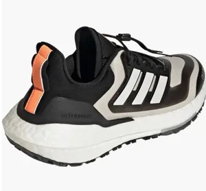 Adidas Ultraboost Shoes thumbnail 3