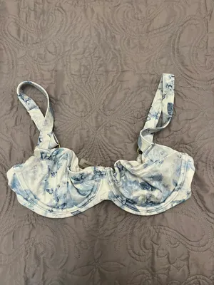 Victoria's Secret Swimsuit thumbnail 1