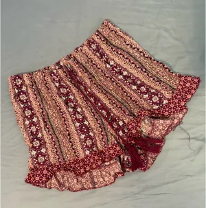 Boho Ruffle Hem Tassel Shorts – Burgundy Multi Print thumbnail 2