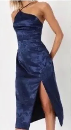 Cocktail dress thumbnail 1