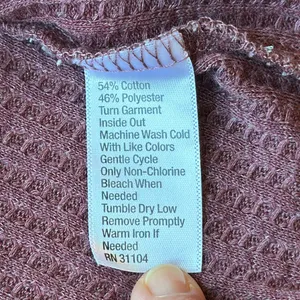 True Craft Mock Turtleneck Waffle Top with Raw Edged Trim in Maroon Size M thumbnail 10