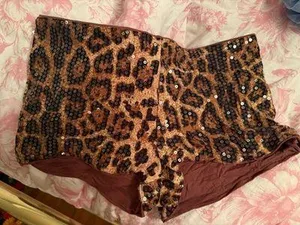 SheIn Cheetah mini shorts thumbnail 1